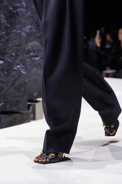 Look 166